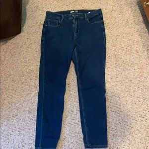 Old Navy Rockstar High rise skinny Jegging